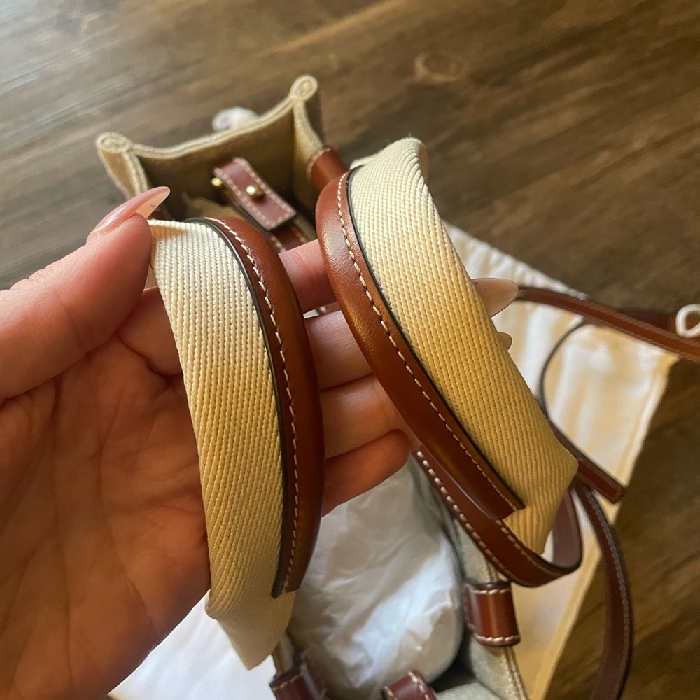 Chloé Small Woody Tote NWOT - Picture 3 of 6